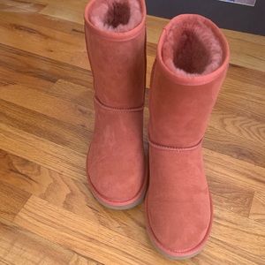 Almost New Uggs